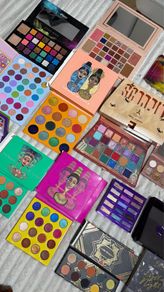 Huge eyeshadow palette 10euro sale Juvia s Kaleidos, urban decay, Laura Lee, rude cosmetics, jeffree star and more