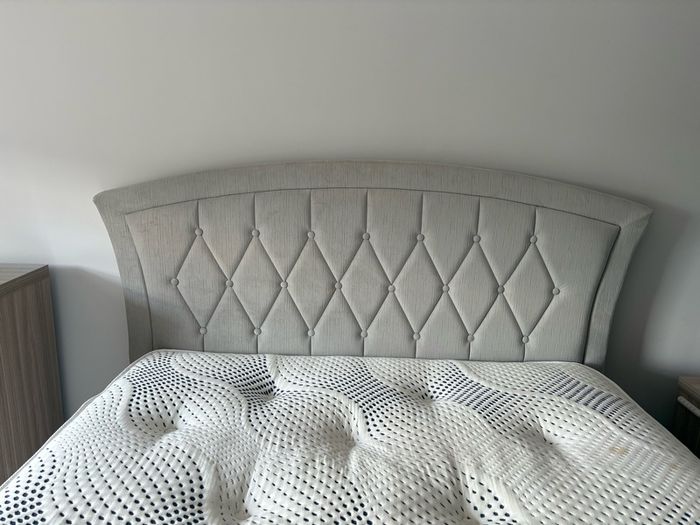 Double ottoman bed
