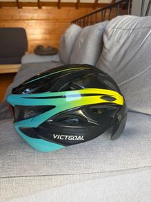 VICTGOAL Bike Helmet with Magnetic Visor & Rear Light