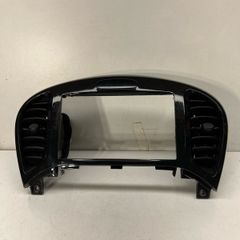 2011 Nissan Juke Dashboard Centre Air Vents With Surround Trim 687501ke0a A2l5b1s