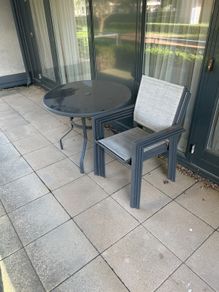 garden table and 4 chairs