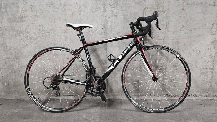 Cube Peloton Road Bike - womens