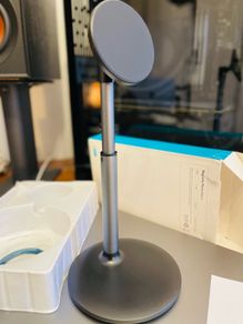 iPhone Mag Stand or Magnetic Stand
