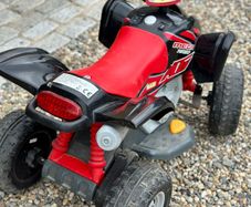 Kids electric ride on jeep