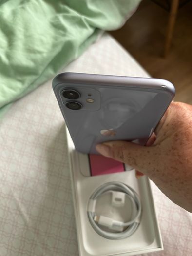 iPhone 11 64gb unlocked