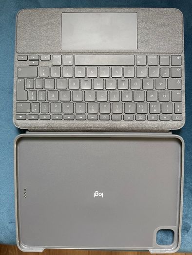 Logitech Combo Touch