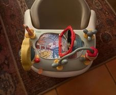Activity floor seat for baby