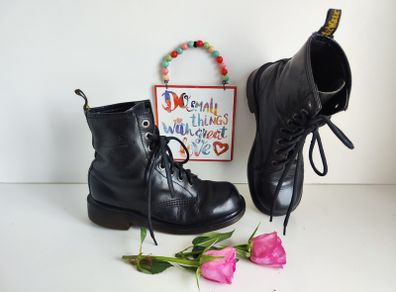 Dr Martens 1460 heel court england vintage boots UK4 EU37 US6