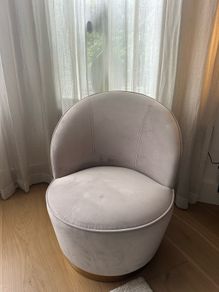 Velvet accent chair