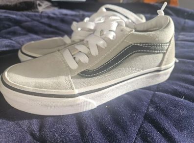 The kids old skool drizzle vans size 12 uk
