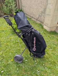 Fully loaded set of adult golf clubs