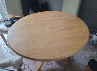 Kitchen table