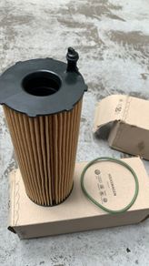 Genuine VAG Oil Filter 057 115 561 M (Audi / VW / Skoda) - Brand New