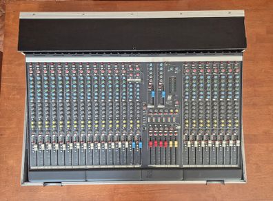 Allen & Heath GL2200 24-Channel Mixer in Flight Case