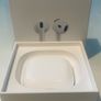 apple AirPods 4 Image 3