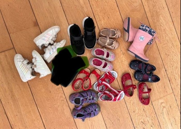 Girls shoes