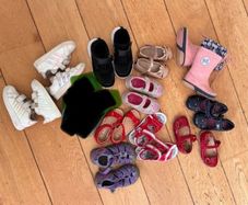 Girls shoes