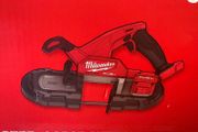 MILWAUKEE Fuel Compact Bandsaw