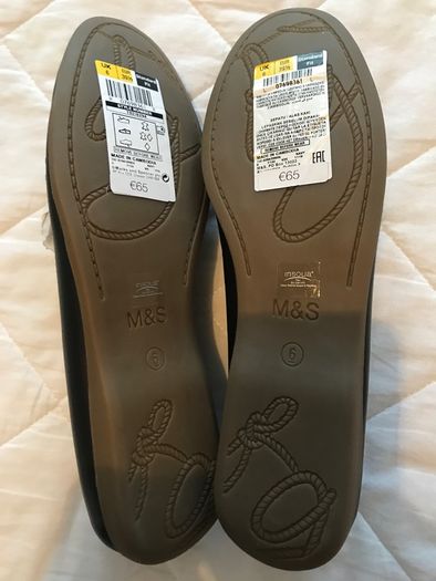 BNWT M&S navy leather flats size 6
