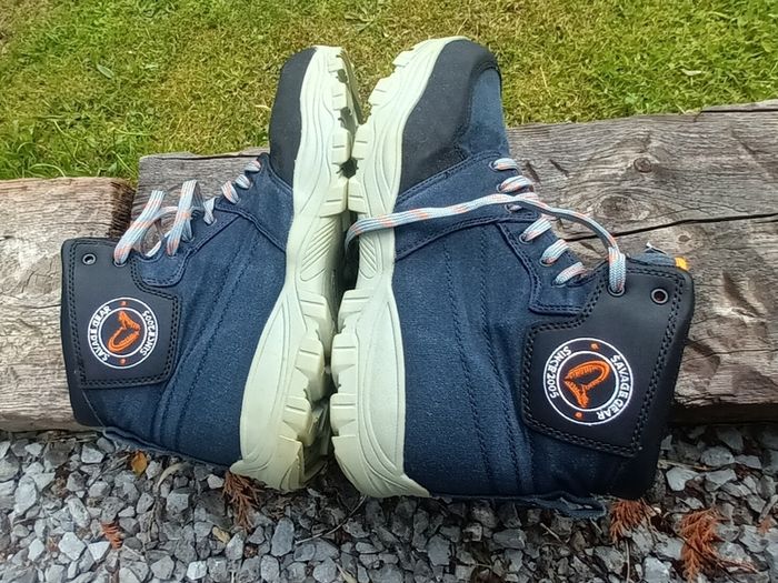 Savage Sneaker Wading Sneakers
