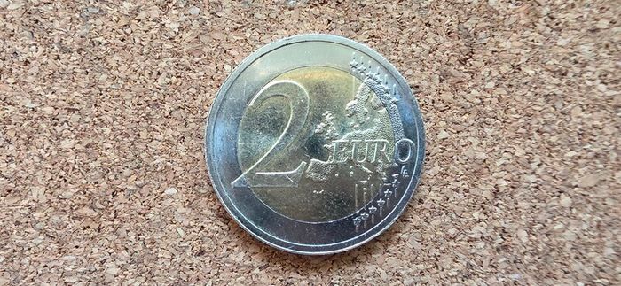2 euro coin