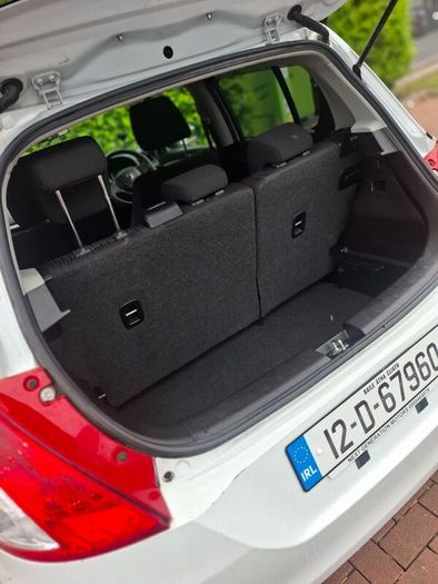 Suzuki Swift 2012