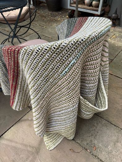 Gorgeous Hand Crochet Throw with large Pocket ( never used)