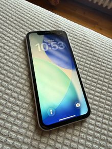 iPhone 11