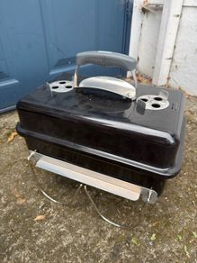 Weber Go-Anywhere Charcoal BBQ/Portable Grill