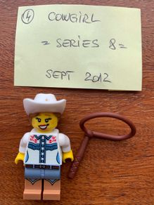 Lego minifigure Cowgirl - Series 8 (2012)