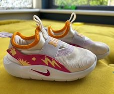 Girls runners Nike EU25