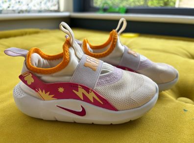 Girls runners Nike EU25