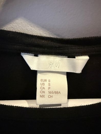 H&M Sheer Ruffle Sleeve Top Size S!