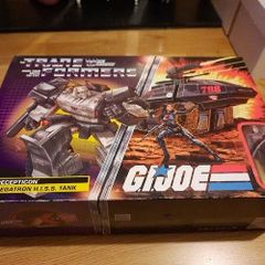 Transformers / G.I. JOE: Megatron Exclusive 10''