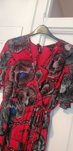 playsuit /dress lovely playsuit all in one dress elasticated waist worn once from new look size 14
