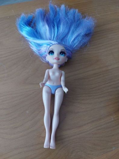 Dolls for sale  Rainbow and monster high