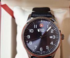 Wenger Terragraph 01.9041.210 Swiss Watch