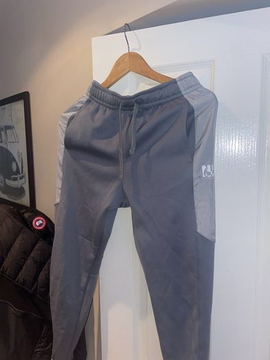 kids nike tracksuit