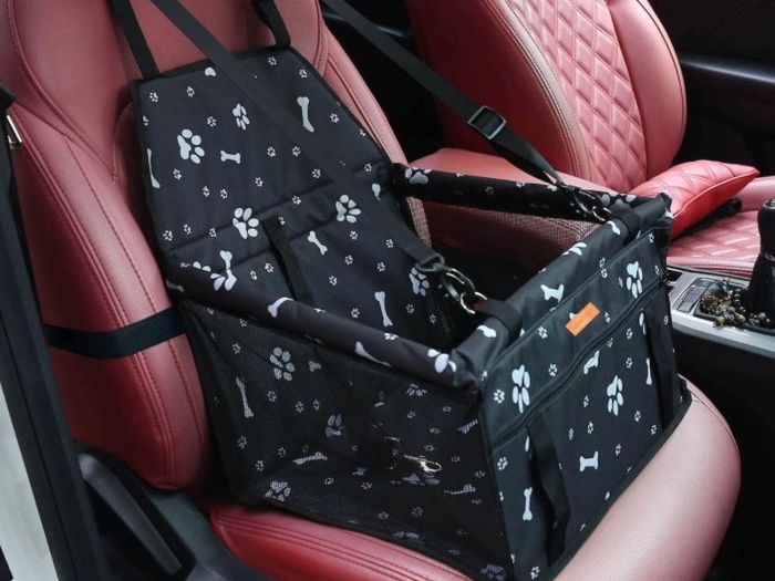 Waterproof Pet Dog Car Seat Booster Carrier with Seat Belt Harness and Headrest Strap for Puppy Cat MULTIPLE COLOURS AVAILABLE (FREE POSTAGE)