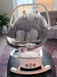 Electric baby swing