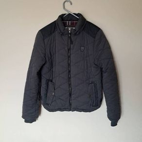 Diesel thick quilted jacket Size small ptp 20" in excellent condition