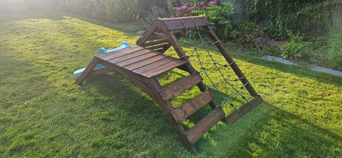 Outdoor play centre