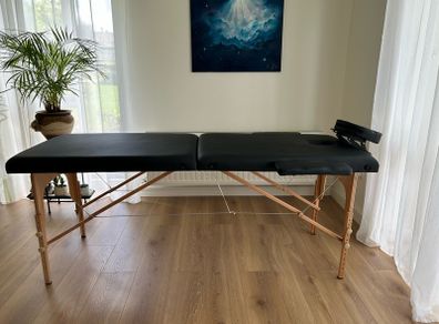 massage table