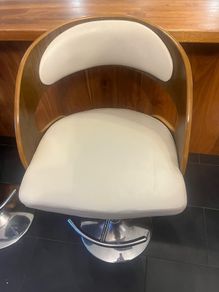 High Stools for Kitchen Dining