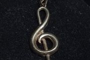 Vintage 9ct Gold Treble Clef Music Note Pendant 0.62g