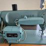 Vintage Singer 285K sewing machine Image 2