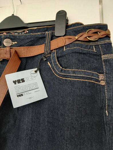 New look Yes Yes cropped jeans size 20