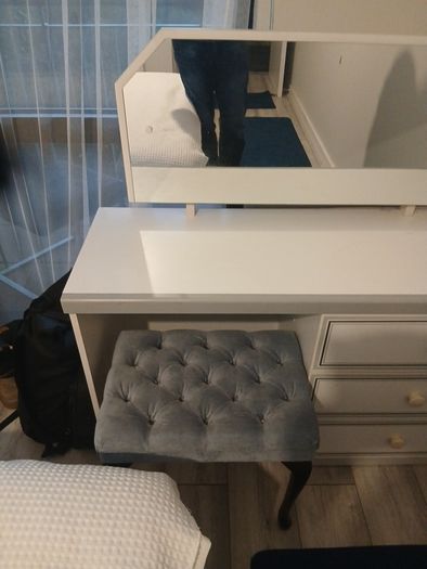 bedroom furniture