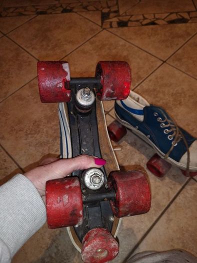 vintage roller skates