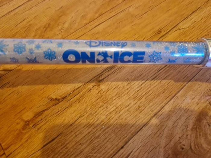 Frozen glowing wand